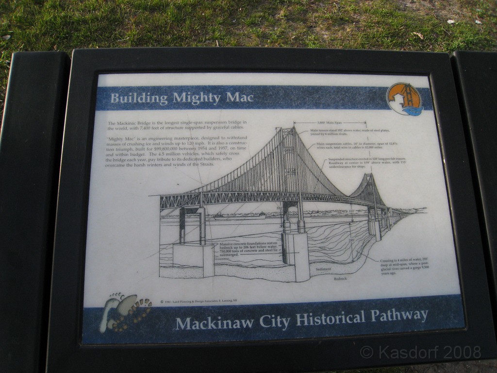 Mackinaw Island Area May 2008 0985.jpg - May 24 2008 a trip to Mackinac City for a 5 M race and a visit to Mackinac Island. A day to the UP, Paradise, Whitefish Point and Tahquamen Falls. This was followed by trips to Petoskey and Charlevoix.